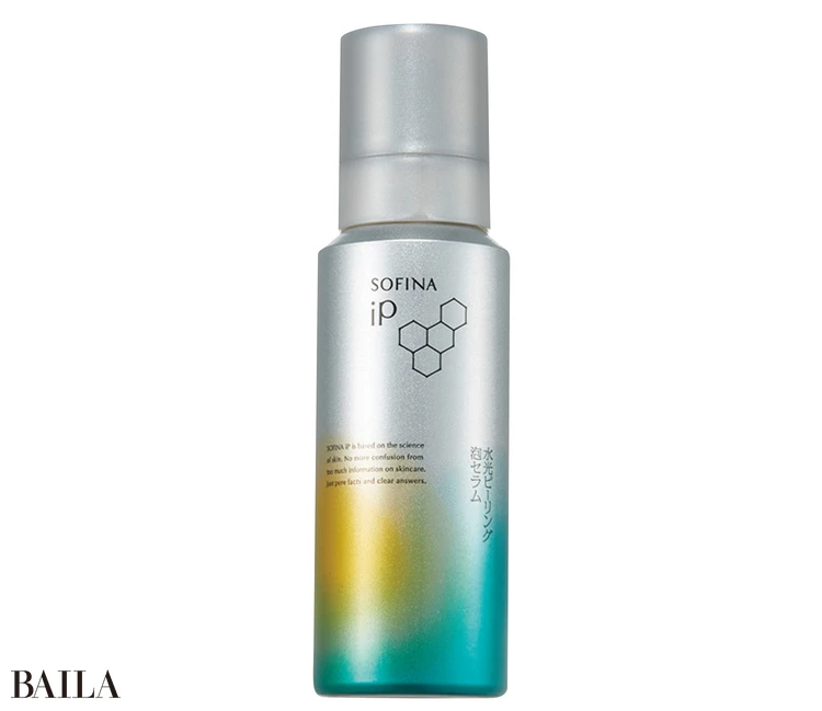 ソフィーナ iP 水光ピーリング泡セラム 120g ￥4290（編集部調べ）／花王