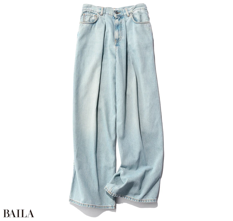 パンツ￥55000／ショールーム ロイト（ハイクル）