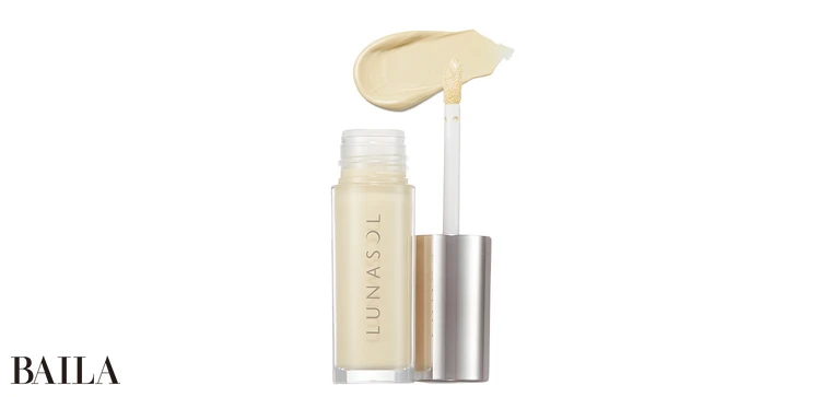 ルナソル シームレスコレクティングリクイド 04 ￥4400／カネボウ化粧品