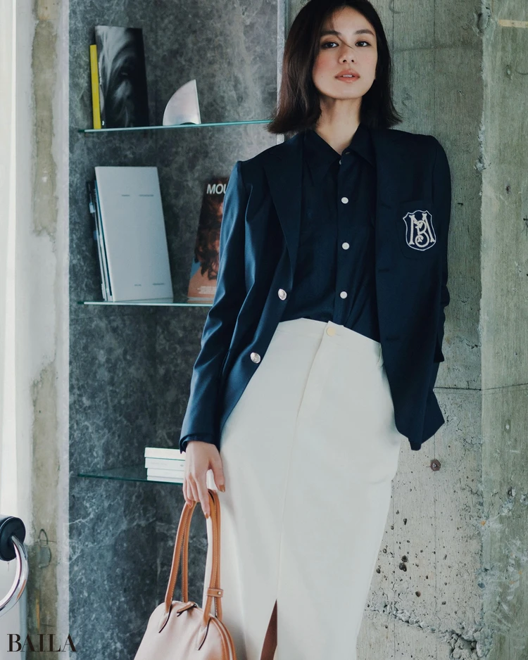 佐藤晴美　スカートコーデ