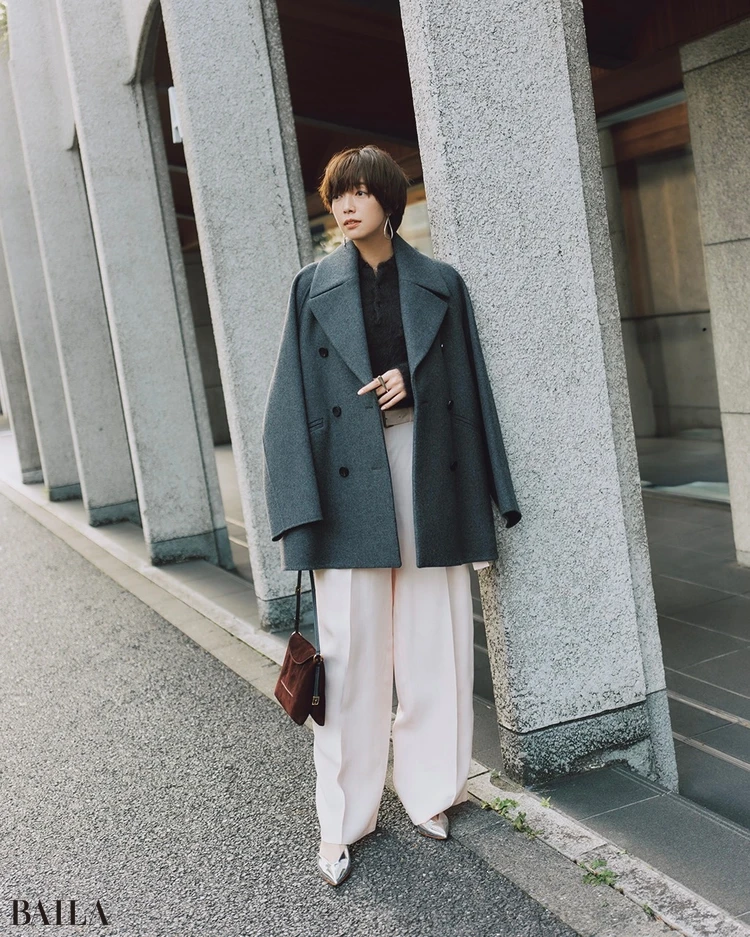 佐藤栞里　コートコーデ