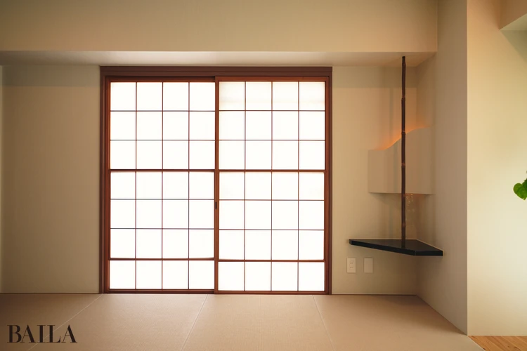障子や飾り棚など、リフォーム前の和室のデザインをそのまま生かしている。