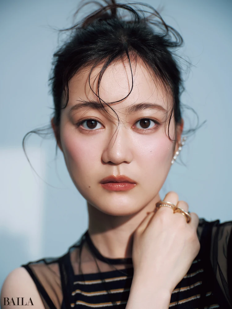 【白みピンクチーク】×【深色リップ】のbitter candyフェイス