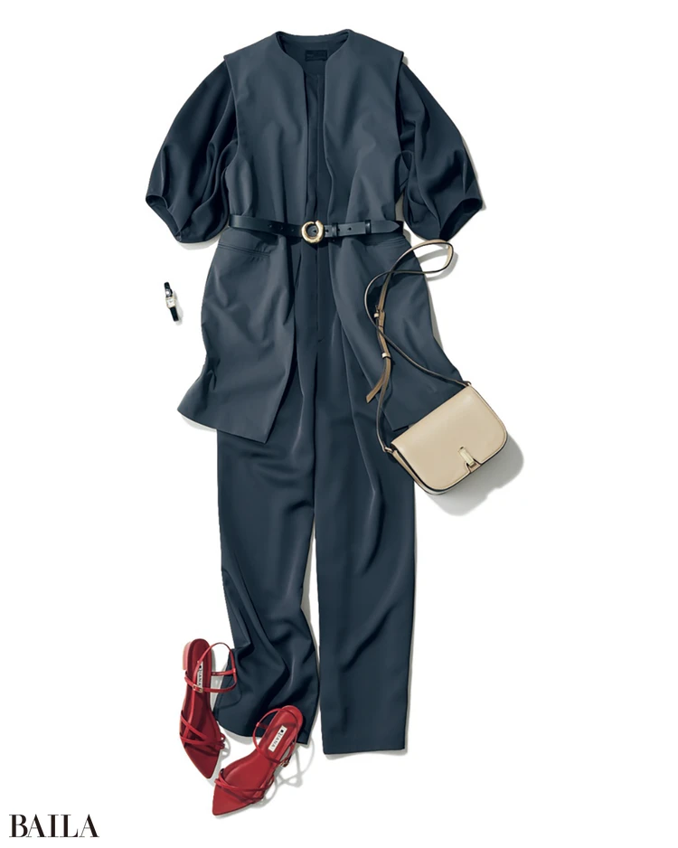 仕事も約束もこれ1つで!「フルラ」の新作バケットバッグ【BAILA今日のコーデ】