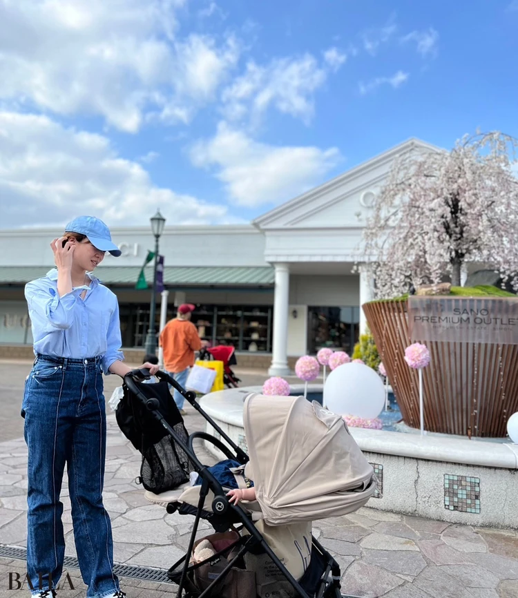「痩せて、履けるようになったyanuk(ヤヌーク)のデニム。街を堂々と歩くことができて、うれしかったです」(勝本さん)