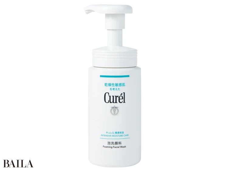 キュレル 潤浸保湿 泡洗顔料 150ml ¥1760(編集部調べ)/花王