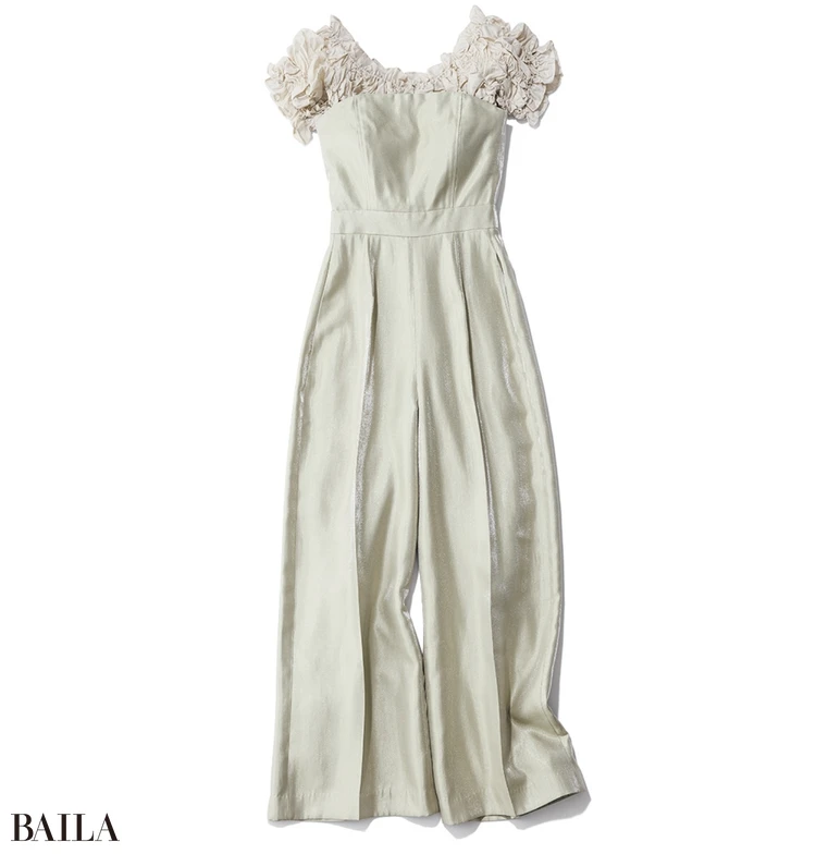 オールインワン（ブラウスつき）￥25000／ラグナムーン ルミネ新宿（ラグナムーン）