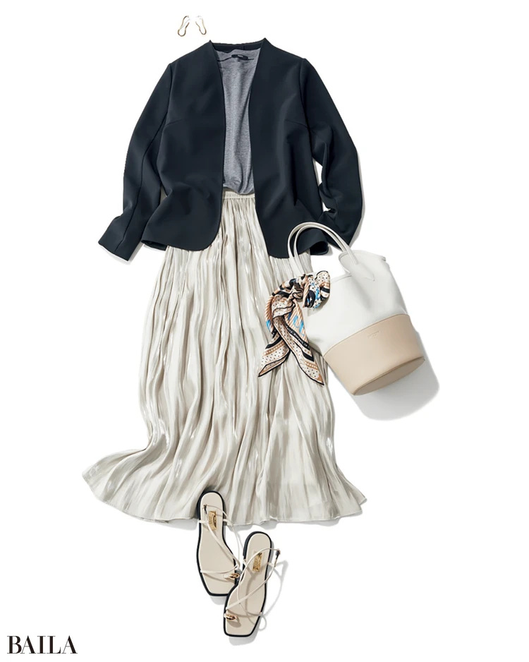 軽やかジャケットで作る夏のきちんとスタイル【BAILA今日のコーデ】