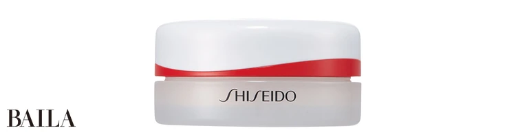 エッセンス スキンセッティングパウダー 01 ￥5500／SHISEIDO