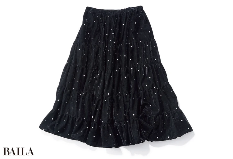 スカート¥27500/ホワイトオフィス(クチュール ド アダム)