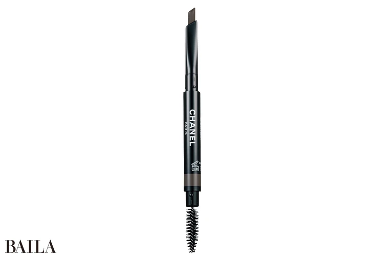 スティロ スルスィル ウォータープルーフ 818 ￥5830／シャネル