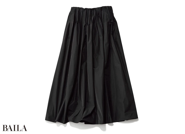 スカート￥13000／プラステ