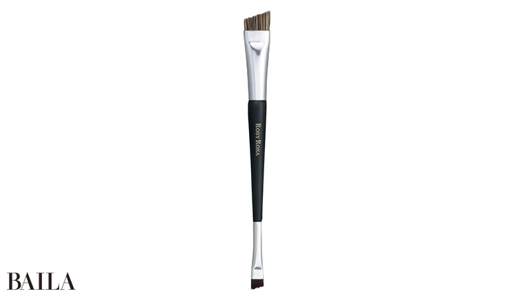 ダブルエンドアイブロウブラシ スマッジタイプ ¥770/ロージーローザ