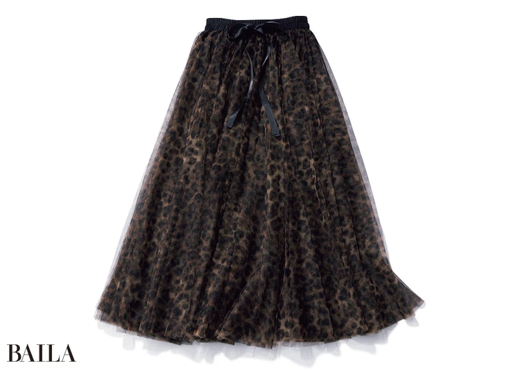 スカート¥17380/セムインターナショナル(チョコレート パリス)