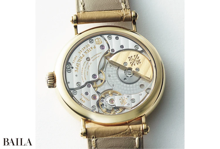 時計ラバーたちもうなるまるで宝石箱のような裏面