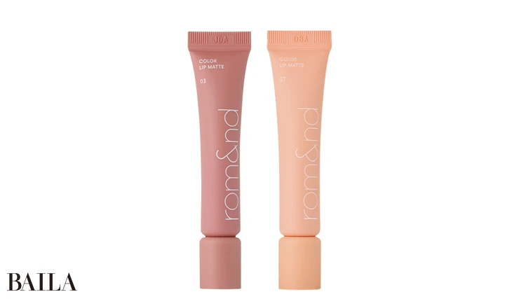 （右から）カラーリップマット 07・03 各￥1320／韓国高麗人蔘社（ロムアンド）