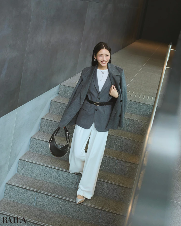 貴島明日香 パンツコーデ