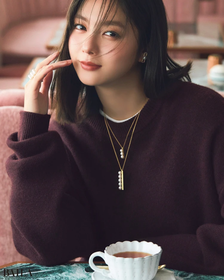 11月7日（金）のコーデ 新川優愛　ニットコーデ