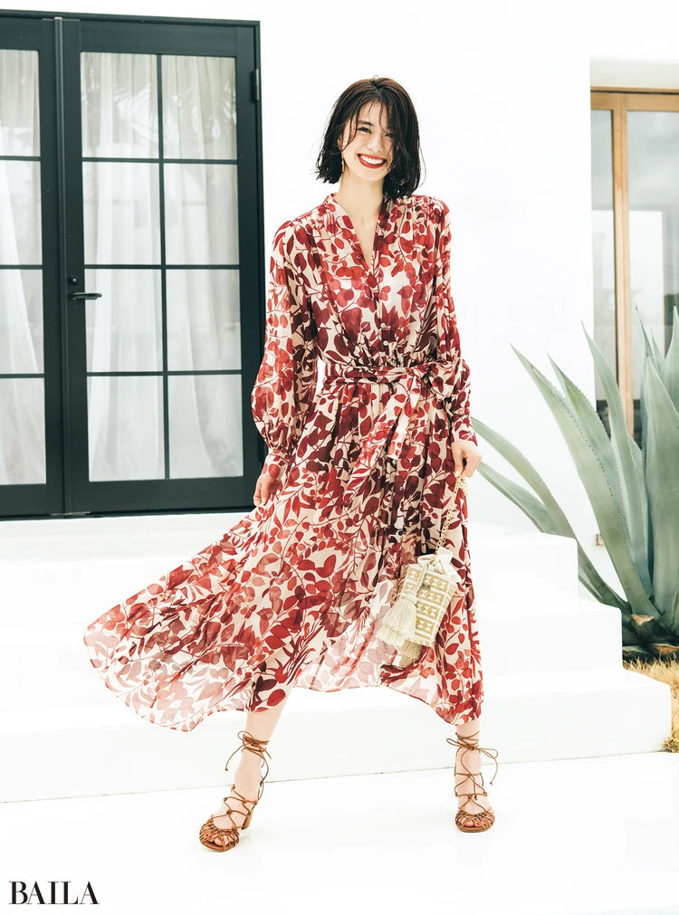 ZIMMERMANN 刺繍 花柄 リゾートワンピース レースワンピース ZIMMERMANN 刺繍 花柄 リゾートワンピース レースワンピース