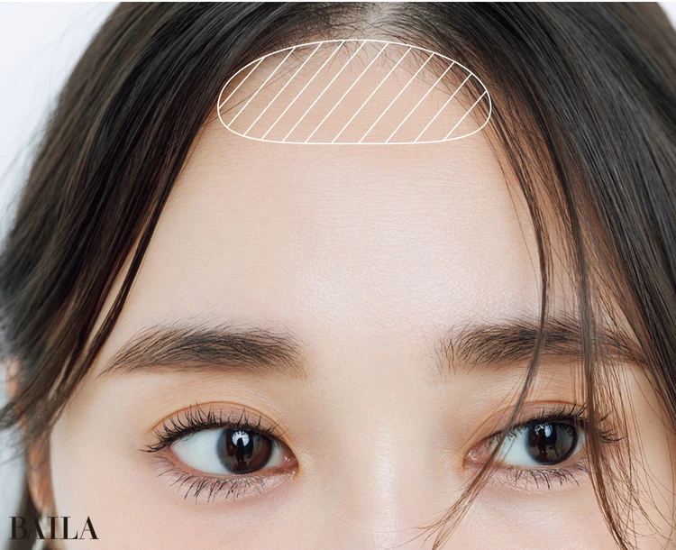 立体感を出してフレッシュな印象におでこシェーディング