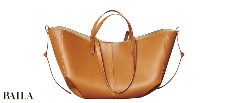 華やかな持ち物を包む、 上質デザインをセレクト