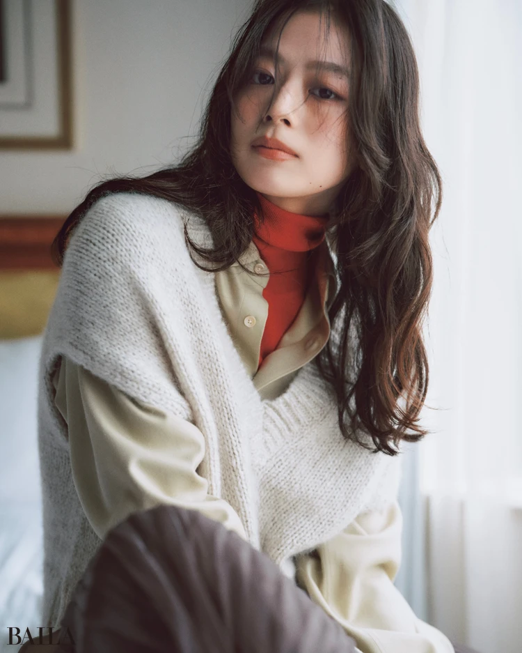 仕事も約束もこれ1つで!「フルラ」の新作バケットバッグ【BAILA今日のコーデ】