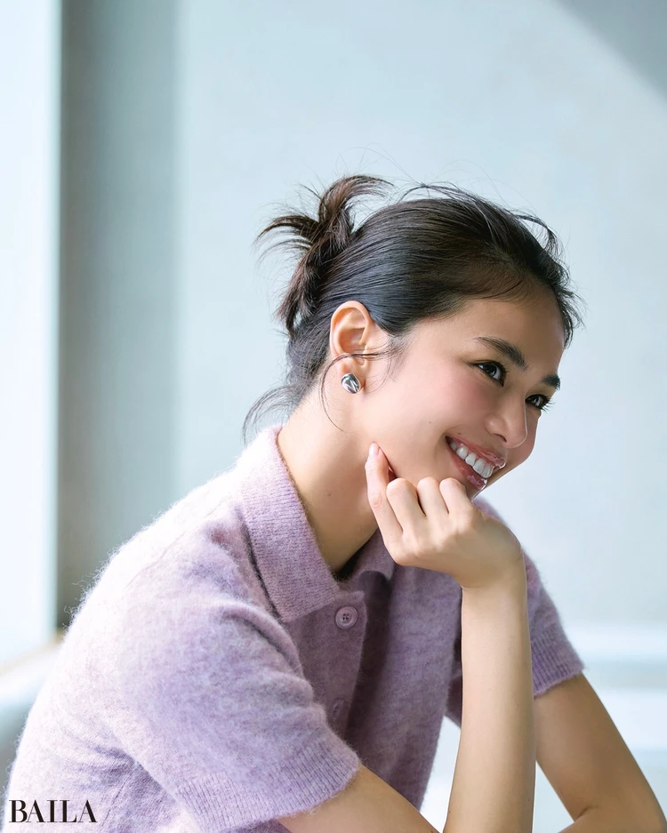 佐藤晴美 ニットコーデ