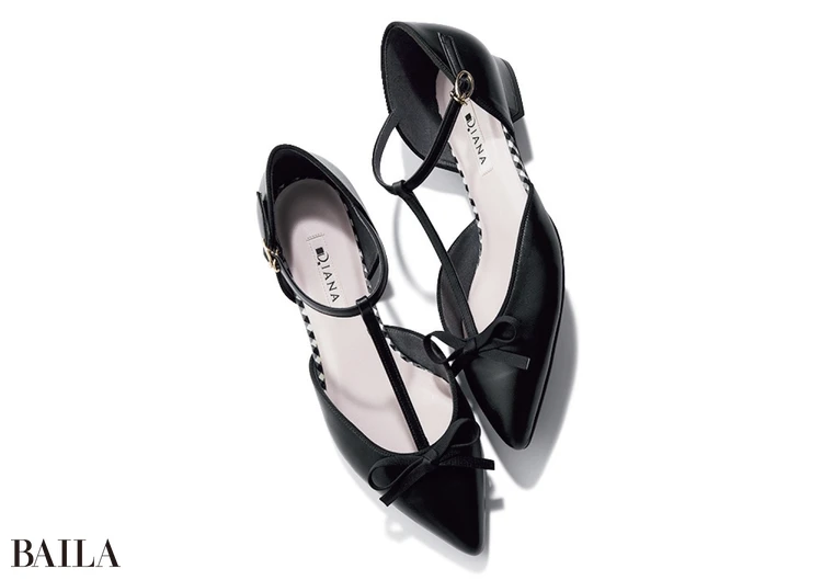 靴（2）￥18150／ダイアナ 銀座本店（ダイアナ）