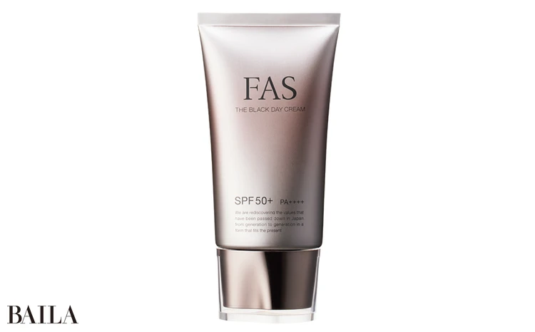 FAS ザ ブラック デイ クリーム SPF50+・PA++++ 40g ¥6600/シロク