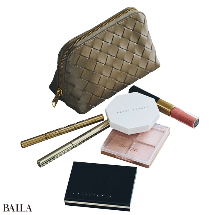 落ちないリップと目もとの印象が自信のカギ!