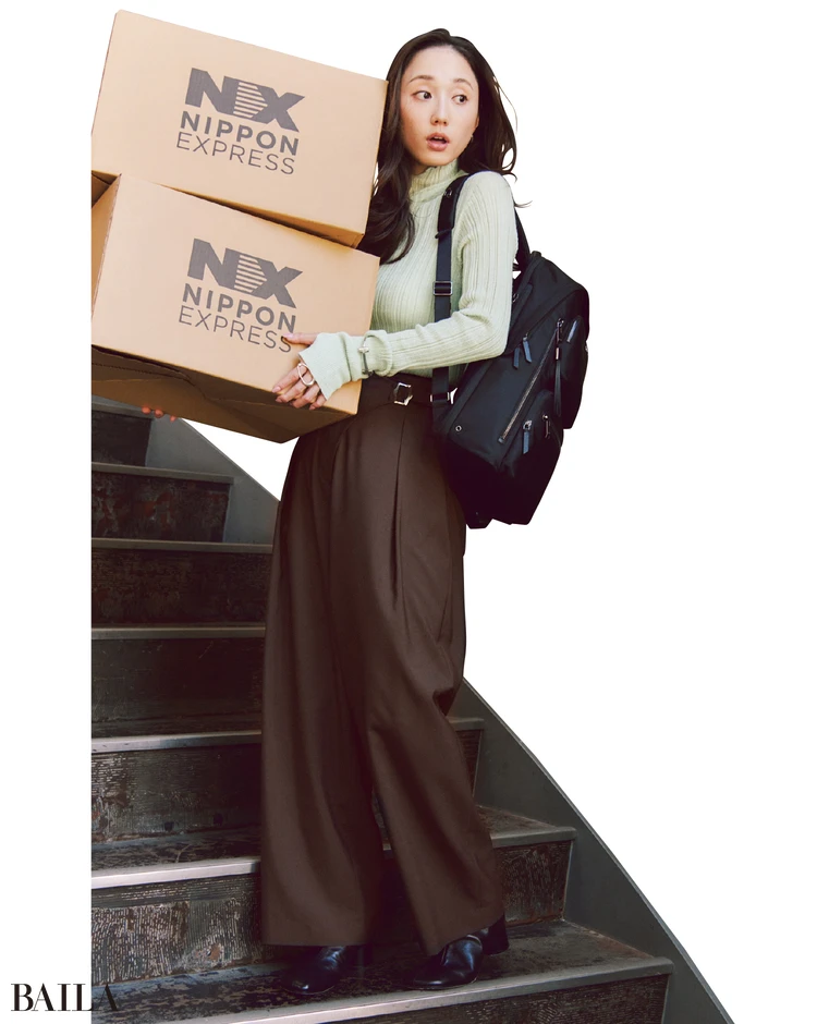 《Day5》サイン会の準備で慌ただしい朝は一本でサマ見えするパンツにカラートップスでハツラツと