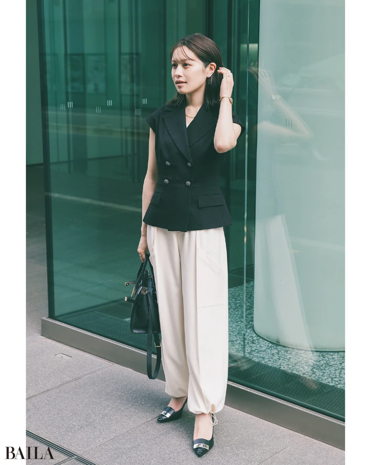 商談にマストなフォーマル感をシックなジレに託して