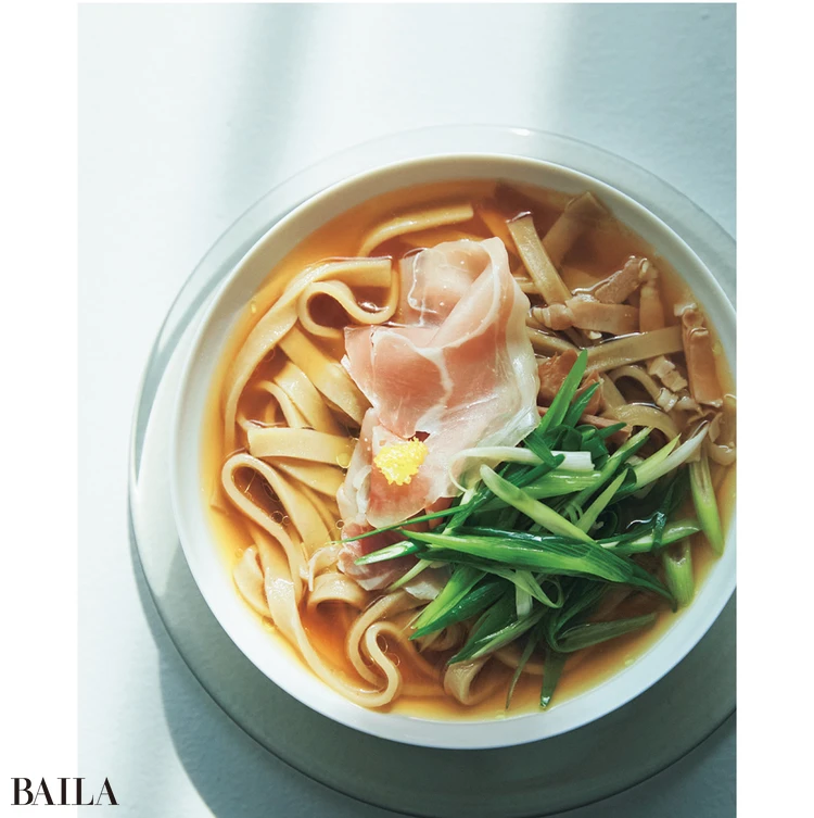 玄米よもぎ麺×よもぎ香る生ハム和だし温麺