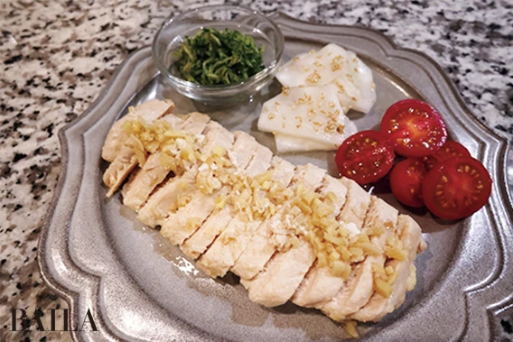 トマトと鶏むね肉の出汁煮