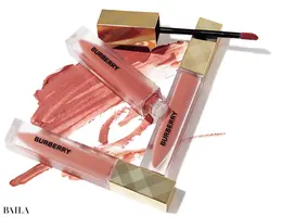 バーバリー ビューティの マットリップ