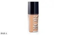 ディオール フォーエヴァー フルイド スキン グロウ SPF50・PA+++ 全11色 30ml ￥8030／パルファン・クリスチャン・ディオール