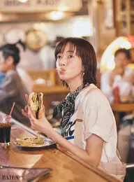 佐藤栞里が横須賀の「HONEY BEE（ハニービー）」を訪問