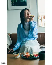 《Day13》初出勤の朝は早起きしてシャツでまじめに。フレックス制だから、朝もゆっくり時間があって気持ちのいい一日が始まりそう！