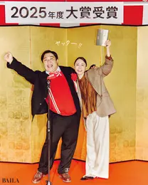 《Day15ついに授賞式当日！ブラウン×白の旬配色できちんと感と洒落感を両立。ニシダ先生〜！やりましたね（涙）!!