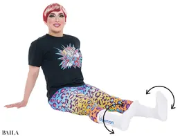 《2》脚の付け根から内外内外と動かす