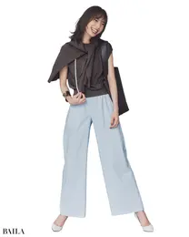 こっくり濃厚なアンサンブルも爽快なブルーで瞬時に涼見え