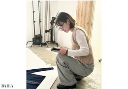 立ったり座ったりを繰り返す 撮影後でもシワが残らずきれい！