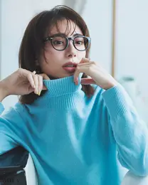 土屋巴瑞季　ニット￥29920／オンワード樫山（23区）