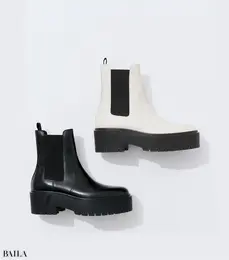 ロンドンのパンクファッションからインスピレーションを得た大注目の新作ブーツをピックアップ。旬のボリュームと軽やかな履き心地を両立。「エルメスならではのなめらかで上質なレザーの質感と、すらっと見えるフォルムの美しさにほれぼれ。フェミニンコーデのハズしに投入したい」。靴「ハロウ」（6）各￥168300／エルメスジャポン（エルメス）