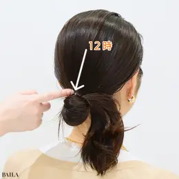 藤川美央さんさん トップは後ろに持ち上げて、手に残ったスタイリング剤を軽くつけます。