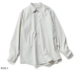 スカート￥22000／ルーニィ　