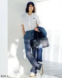 MIU MIUの半袖ポプリンシャツ　佐藤晴美