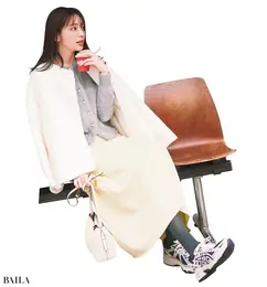 甘さのあるコーデを楽しみたい日 こそ、ハイテクスニーカーが効く