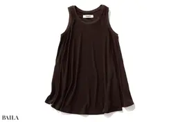 トップス￥33000／ショールーム ロイト（ビロット）