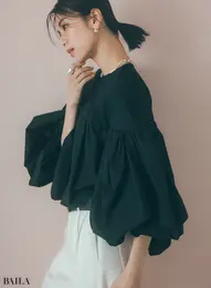 佐藤晴美　ブラウス￥29700／HER.